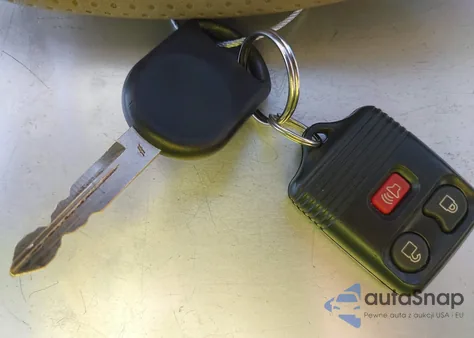 2007 Ford Escape Xlt/Xlt Sport from USA, damaged, VIN 1FMYU03137KB61562